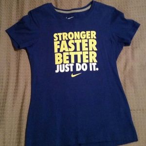 Nike tee