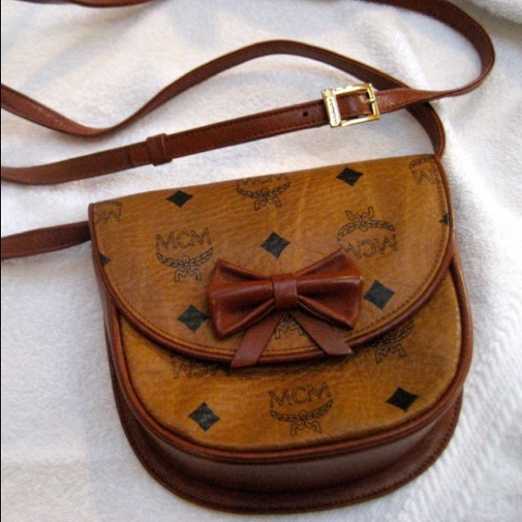 Vintage MCM cognac bow leather crossbody