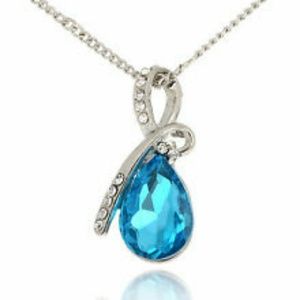 Blus sapphire sterling silver  necklace