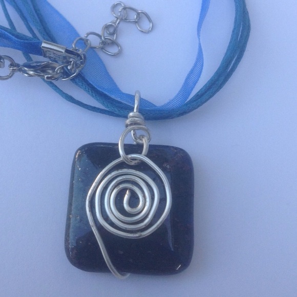 Genuine Copper Blue Lapis Necklace - Picture 2 of 3