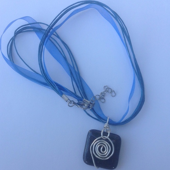 Genuine Copper Blue Lapis Necklace - Picture 3 of 3