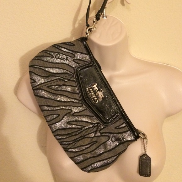 COACH MADISON LUREX SILVER ZEBRA PRINT WRISTLET
