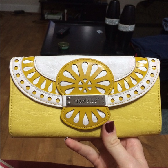 Nicole Lee wallet