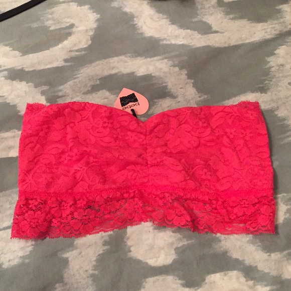 Hot pink never worn w tags new lace Bebe bandeau