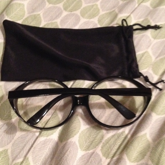 Oversized Nerd Glasses - Picture 3 of 4