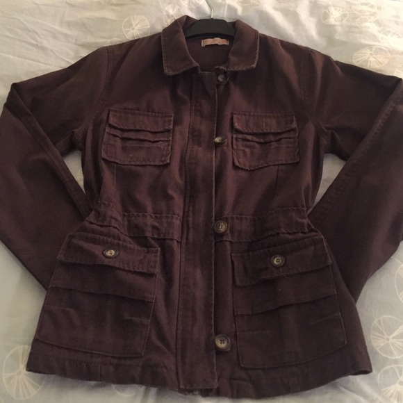 Nice light jacket. - Picture 2 of 3