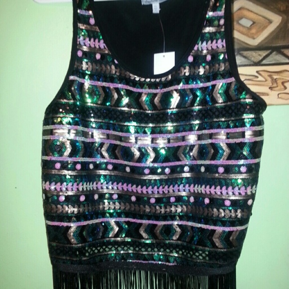 2 piece bundle  Xl fringe bling top & large