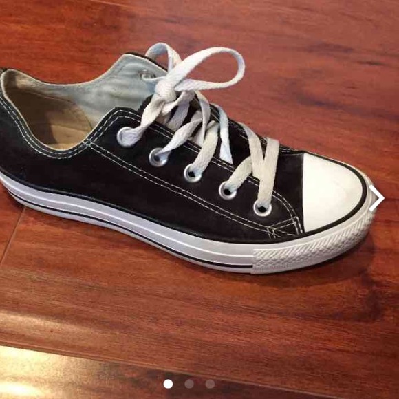 black converse