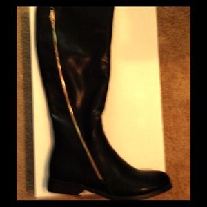 Boots by Report Footwear