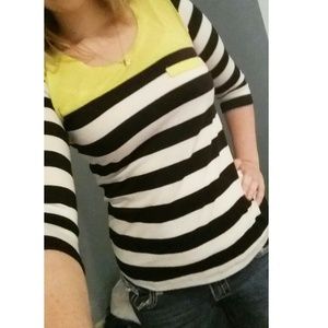 Quarter sleeve striped blouse!
