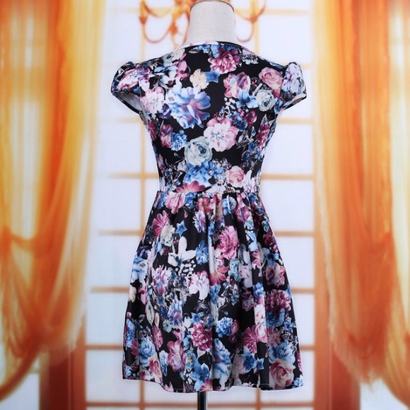 💔SOLD IN BUNDLE💔 - Picture 3 of 4