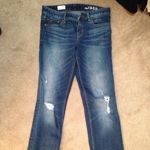 GAP 1969 straight destroyed jeans. Size 27