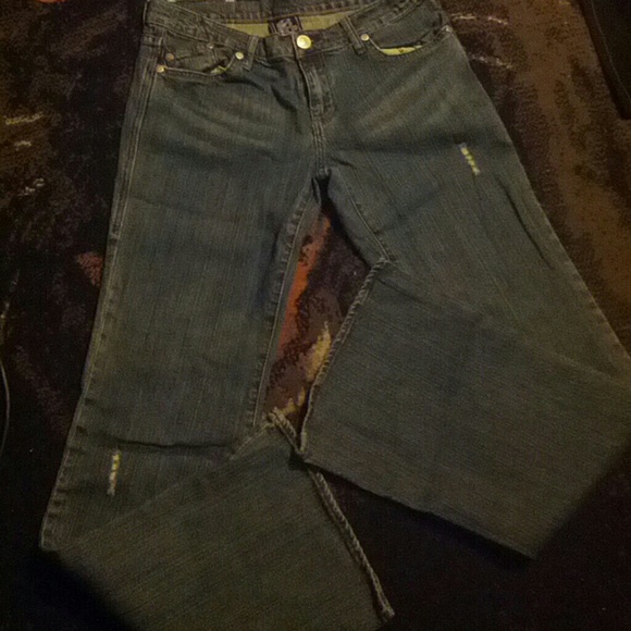 Victoria Beckham jeans for Rock & Republic - Picture 2 of 2