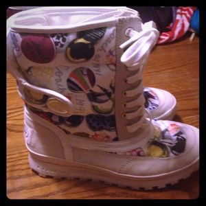 Coach snow boots