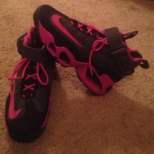 Nike Air Griffey Max 1 Pink/Black/Grey 6Y