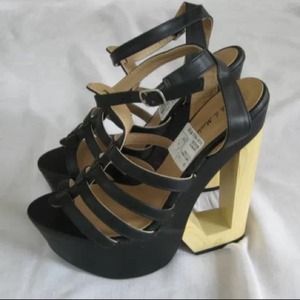 Mark & Maddux high heels