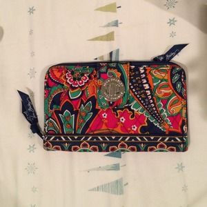 💞 VERA BRADLEY 💞 Venetian paisley turn lock wal.