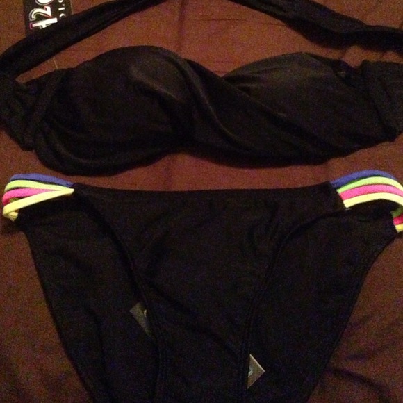 👙👙bikini‼️new witj tags‼️
