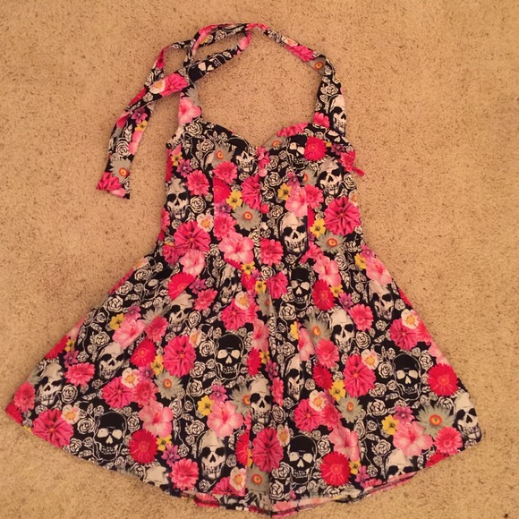 Hell Bunny - Daisy Halter Dress