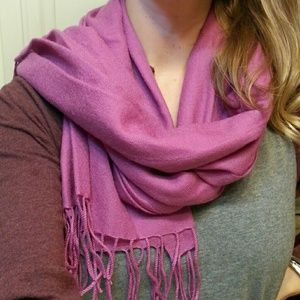 Pink bamboo scarf