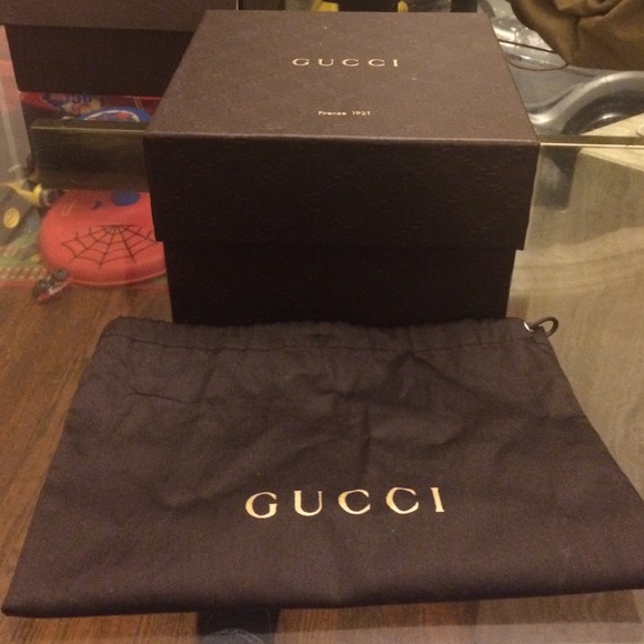 💯AUTHENTIC GUCCI BOX AND DUST BAG