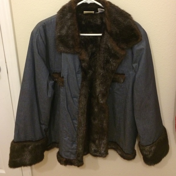 Women's winter coat. Used. Size XL