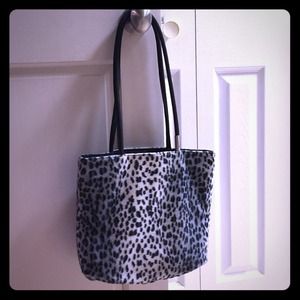 ESPIRIT Cheetah furry tote.