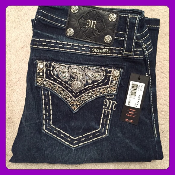 NEW WITH TAGS Miss Me Boot Cut Jeans size 27