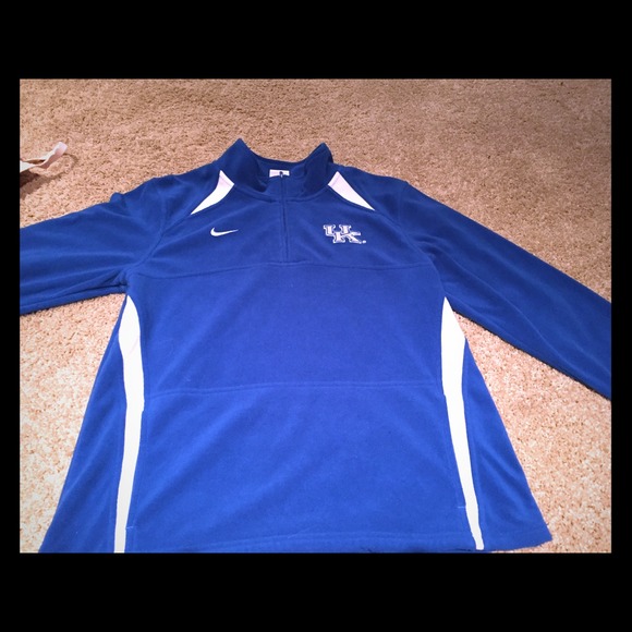 UK nike pullover