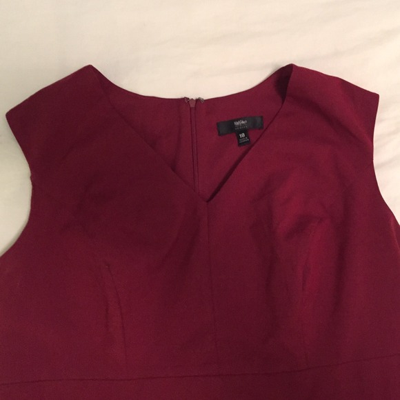 Structured burgundy dress - Picture 2 of 4