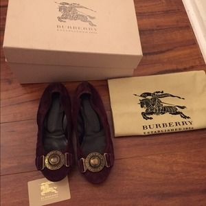 Burberry shoes (flats) 6.5