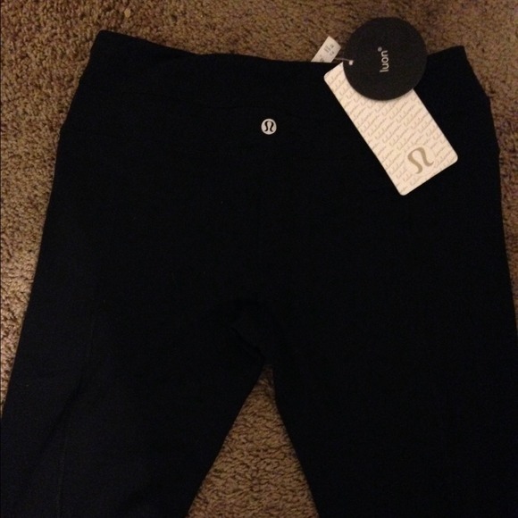 LULULEMON GROOVE PANT