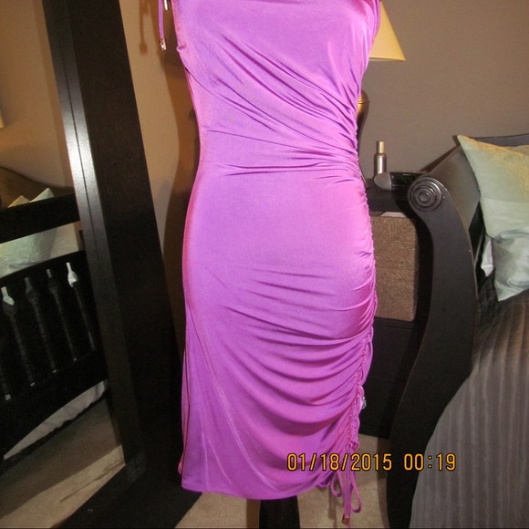 Purple off the shoulder dress - Picture 3 of 4