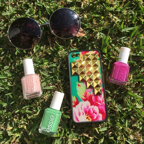 Wildflower iPhone 5/5s Case