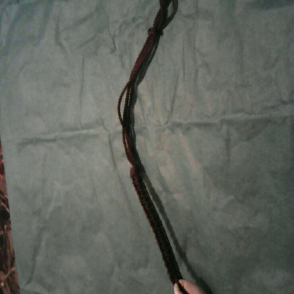 Neckless - Picture 2 of 4