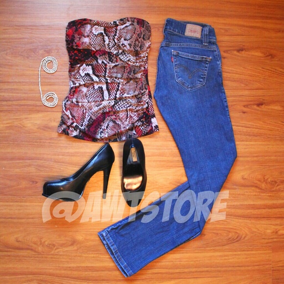 **New Listing** Levi's 504 Bootcut Denim Jeans