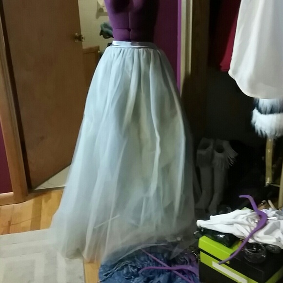 Sex and the City Tulle Floor Length Skirt - Picture 2 of 4