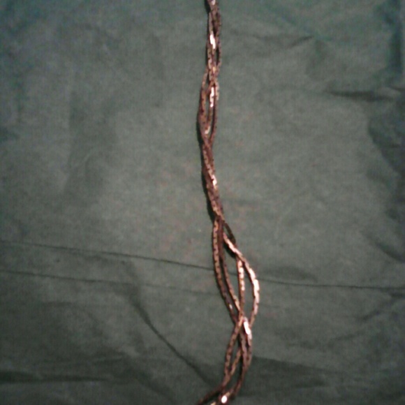 Neckless - Picture 2 of 3