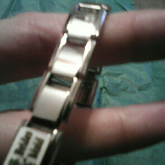 Bridesmaids bracelet - Picture 2 of 2