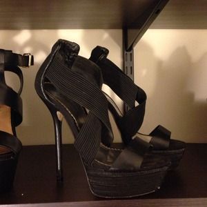 Black heel