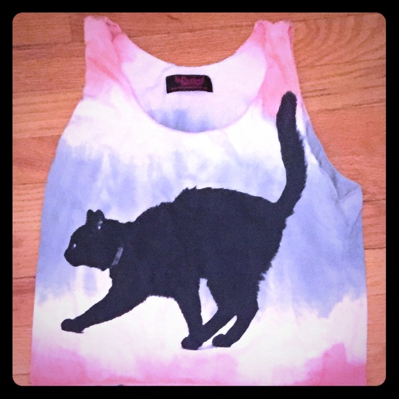 Cat tank top. Short. Cropped.