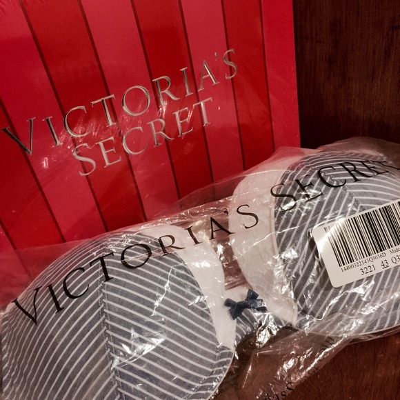 NEW Victoria's Secret Bra