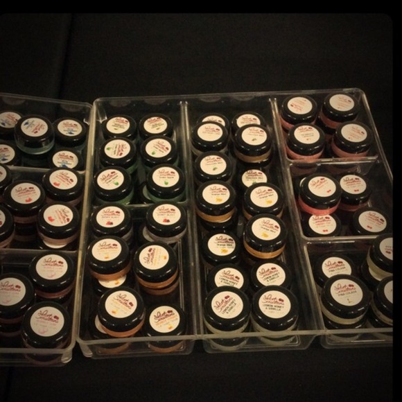 Bundle of 10 lip scrubs