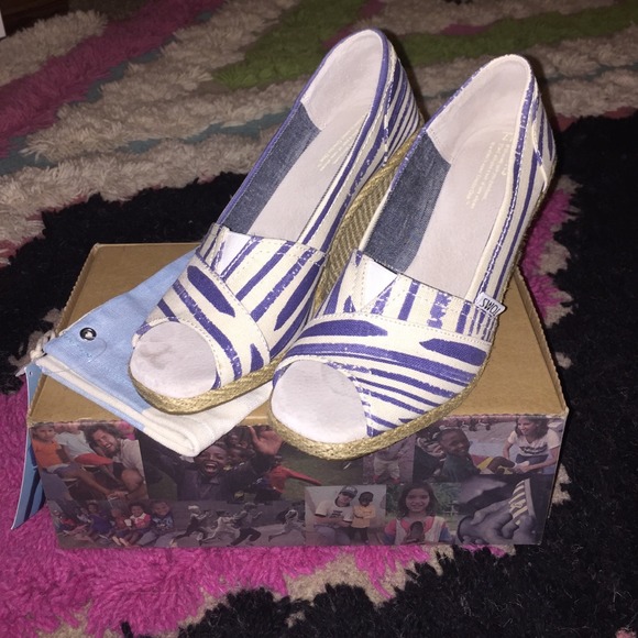 • SOLD • Blue and White Canvas TOMS Wedge Sandals