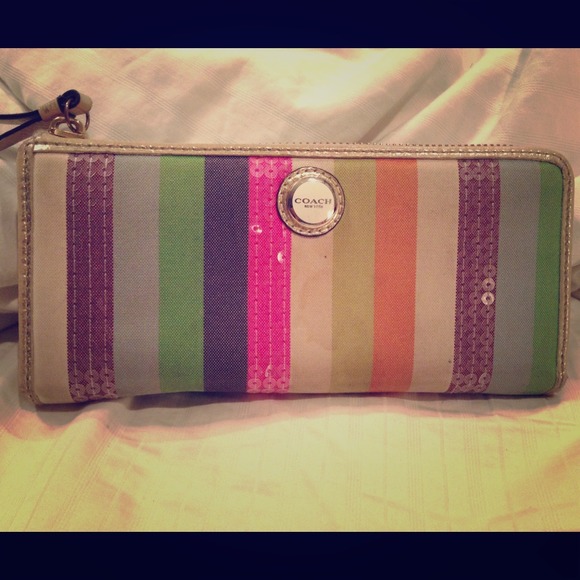 Coach legacy zip around wallet