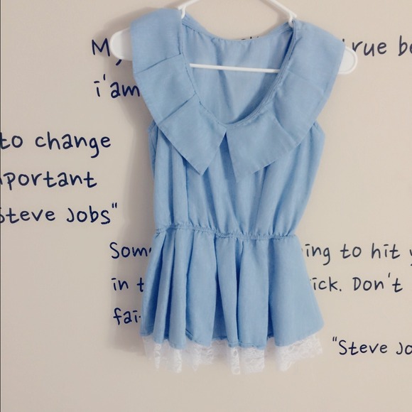 Cute round neck top - Picture 1 of 4