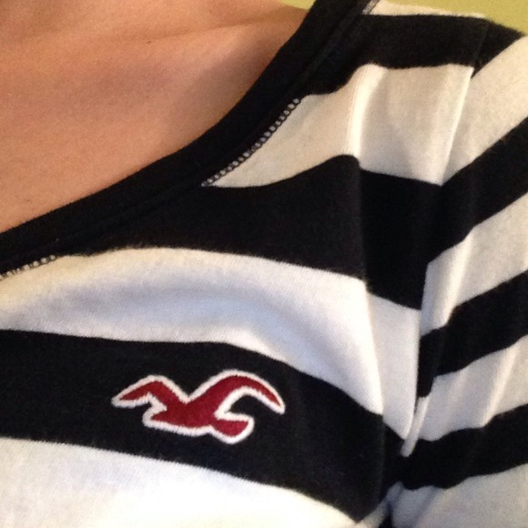 Long sleeve V-neck T-shirt - Picture 3 of 4