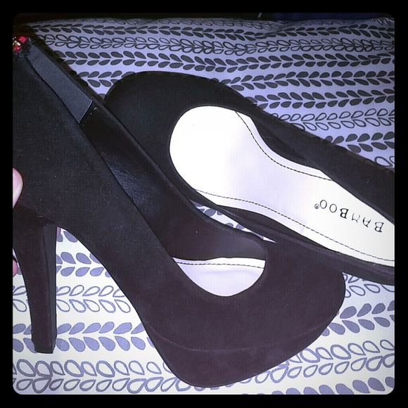 Body central heels
