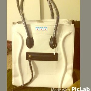 🚫ON HOLD PENDING TRADE 🚫