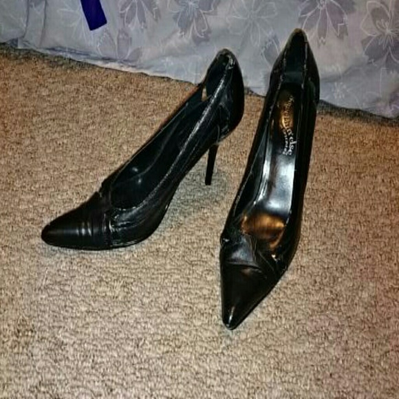Shoes - Picture 2 of 2